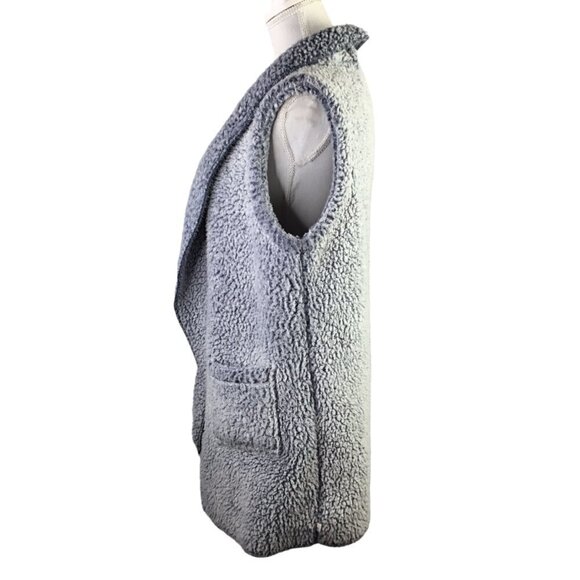 Koolaburra Ugg Sherpa Vest Two Tone Blue White Frosted  Fuzzy Cozy Long Size XS - Picture 4 of 11